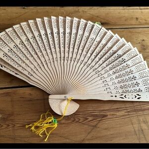 Beautiful Vintage Foldable Wooden Fan!